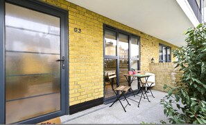 1 bedroom, Internet - Luxury one Bedroom Greenwich Studio Apartment Near Canary Wharf by Underthedoormat (London)