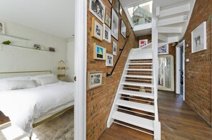 3 bedrooms, Internet - Marlborough Yard in London (London)