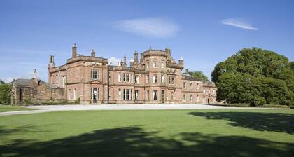 Victorian Stable Conversion in the Grade II Listed Netherby Hall