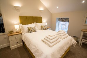 Apartment | 2 bedrooms - Victorian Stable Conversion in the Grade II Listed Netherby Hall (Carlisle)