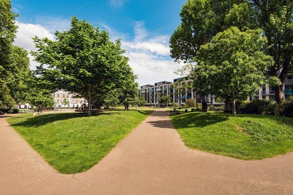 Apartment - Bright and Stylish Apartment in Trendy Islington by Underthedoormat (London)