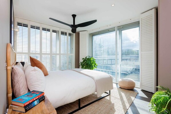 2 bedrooms, Internet