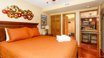 2 bedrooms, desk, iron/ironing board, WiFi (free)