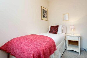 Room - Whitehouse Apartment (London)