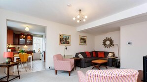 2 bedrooms, high-speed internet - Whitehouse Apartment (London)