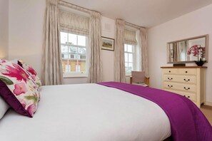 2 bedrooms, Internet - Whitehouse Apartment (London)