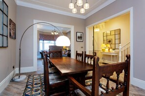 4 bedrooms, Internet