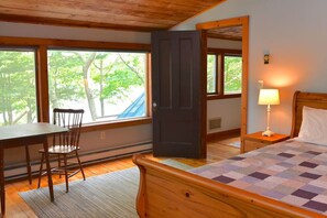 3 Schlafzimmer, Schreibtisch, Bügeleisen/Bügelbrett, WLAN