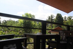 Standard Room, 1 King Bed, Balcony | Mountain view - Yangyai Garden Lodge (Ko Pha-ngan)