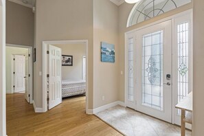 4 bedrooms, free WiFi, bed sheets