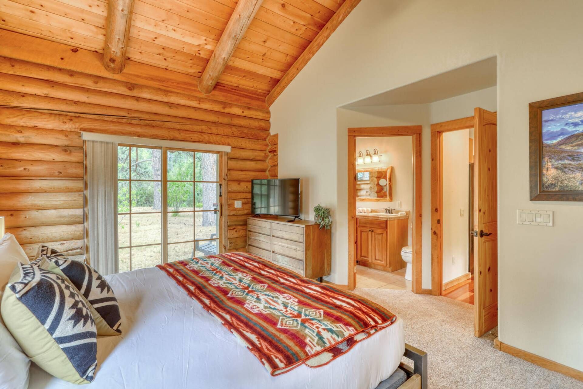 3 habitaciones, tabla de planchar con plancha y wifi gratis 