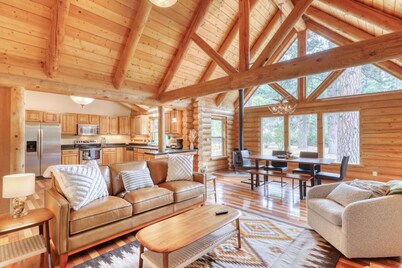 Stellar Riverfront Cabin w/ Hot Tub, Fireplace, Pet-Friendly, Acreage