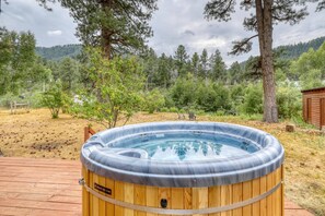 Unclassified image, 4 of 49, button