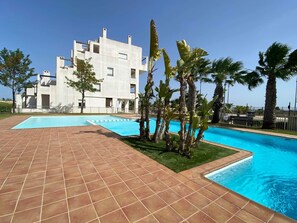 Outdoor pool - Terrazas de la Torre Chez Julien et Tatiana Location Saisonnière (Roldan)
