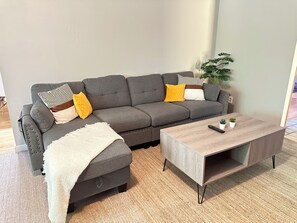 Smart TV y chimenea