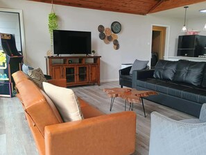 TV connectée, cheminée