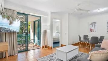 Comfort Apartment | Living area