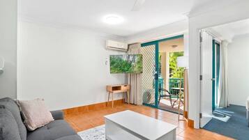 Comfort Apartment | Living area