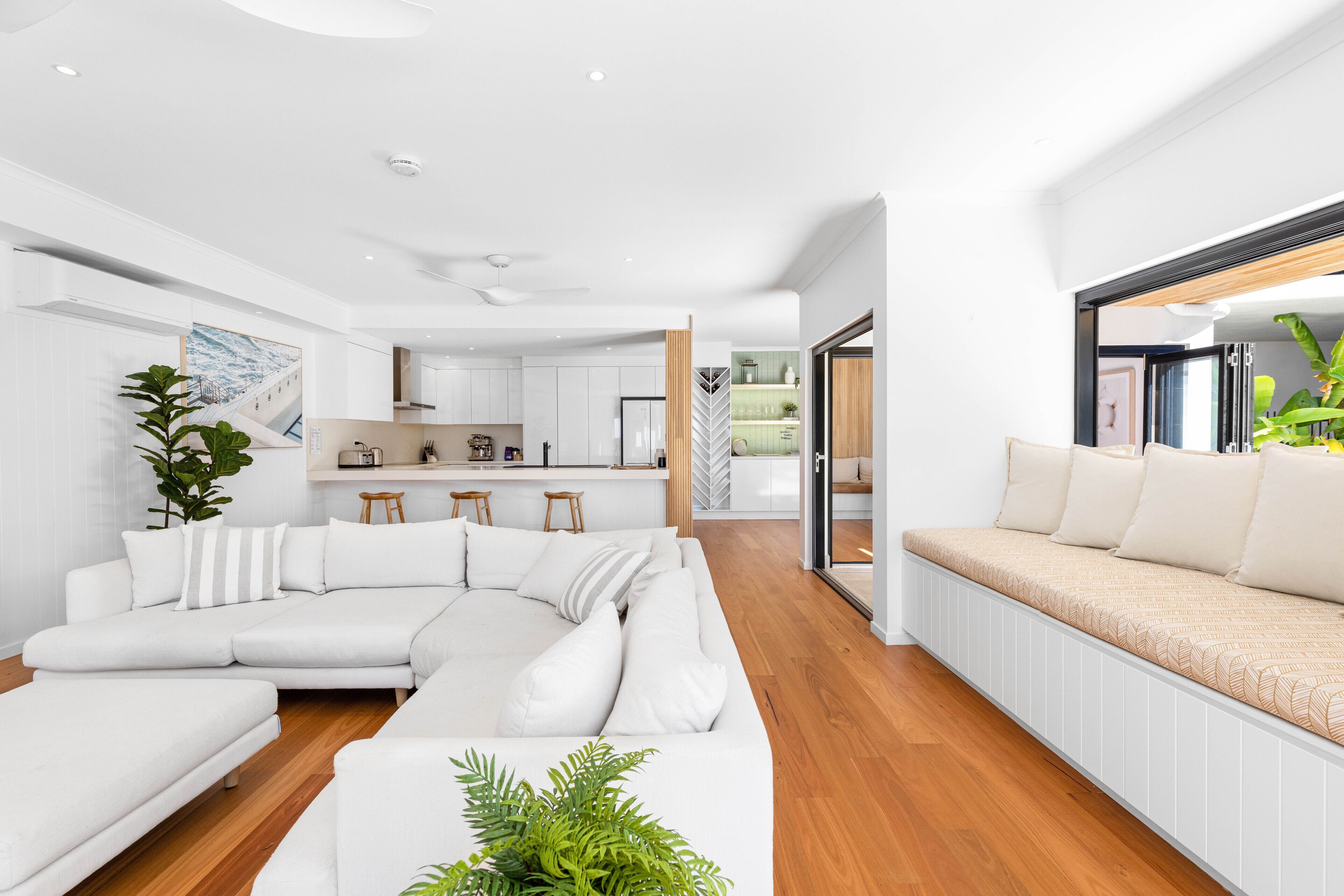 Smart TV, video games