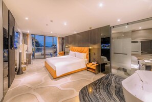 Kamar Double Deluks | Tempat tidur Select Comfort, minibar, meja kerja, dan kedap suara