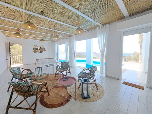 Ref. Ali32 - BEAUTIFUL AND SPACIOUS VILLA WITH POOL AND SEA VIEWS