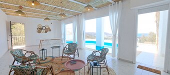 Ref. Ali32 - BEAUTIFUL AND SPACIOUS VILLA WITH POOL AND SEA VIEWS