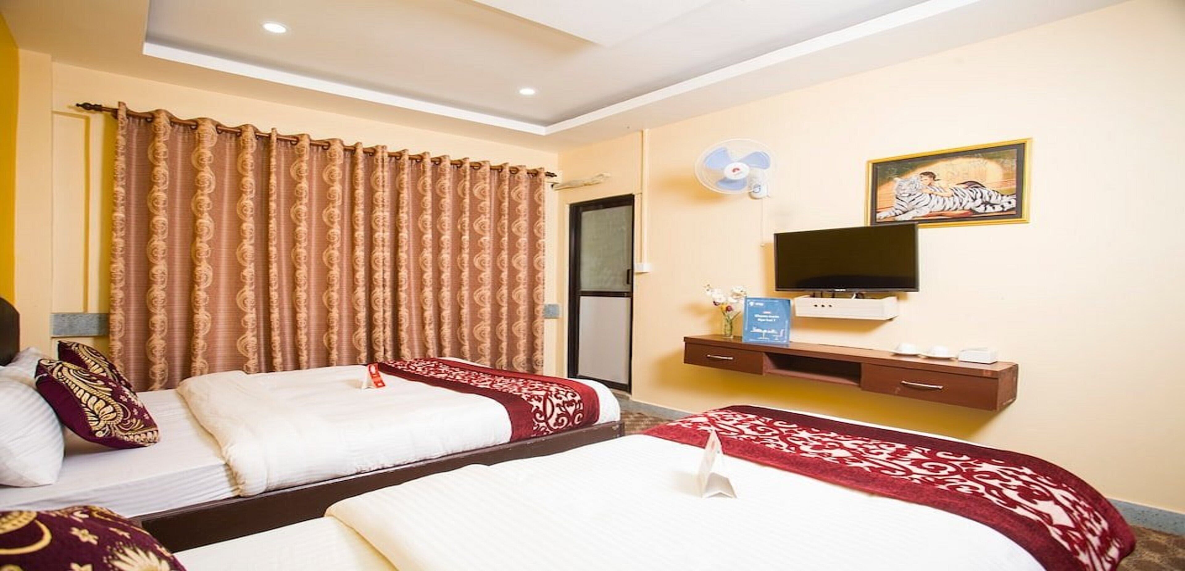 Family Room | Free WiFi, bed sheets