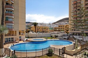 Pool - Vacation Studio 'Estudio Torres Del Sol' with Shared Pool, Wi-Fi and Air Conditioning (Santa cruz de tenerife)