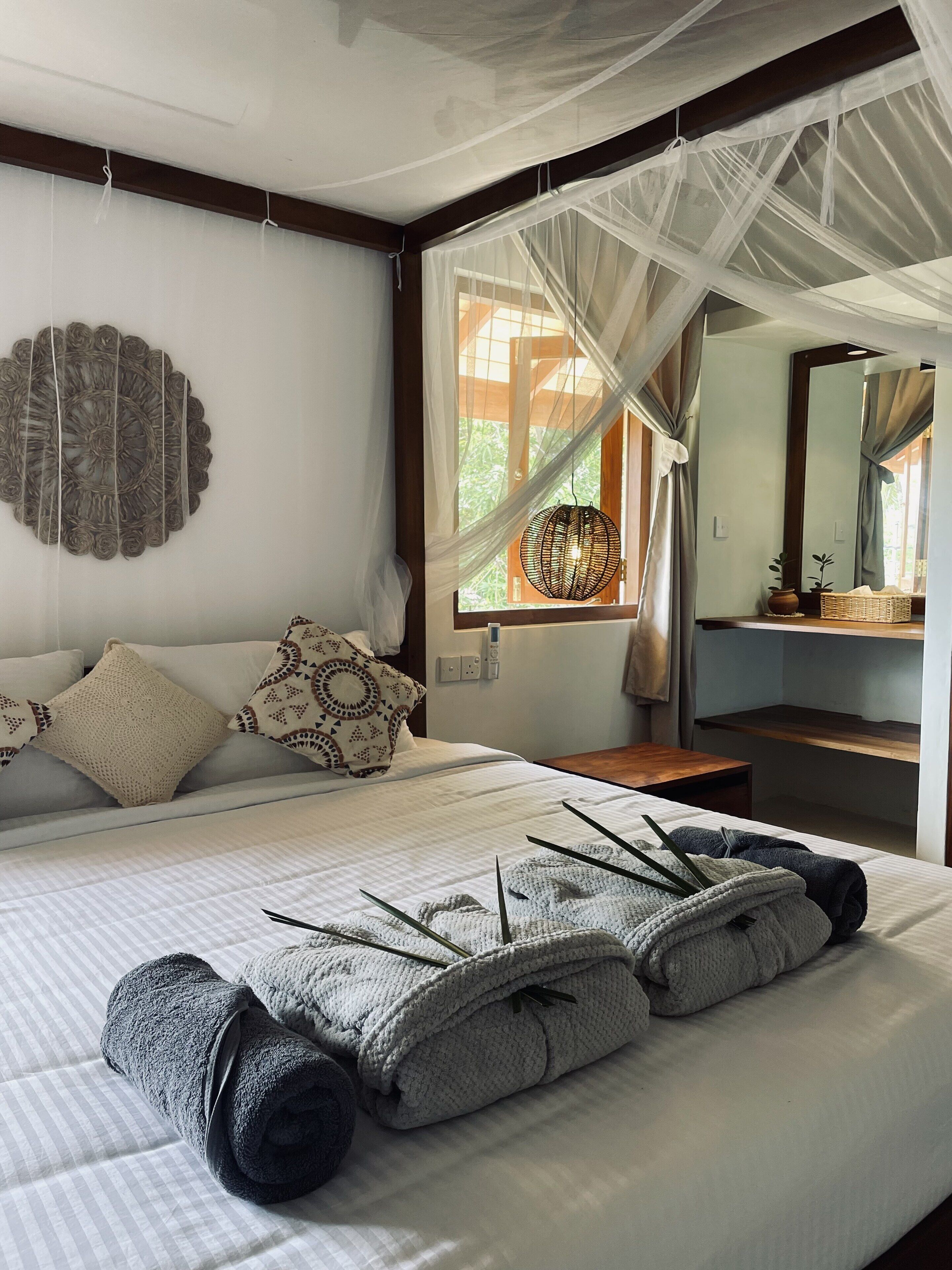 4 bedrooms, WiFi, bed sheets