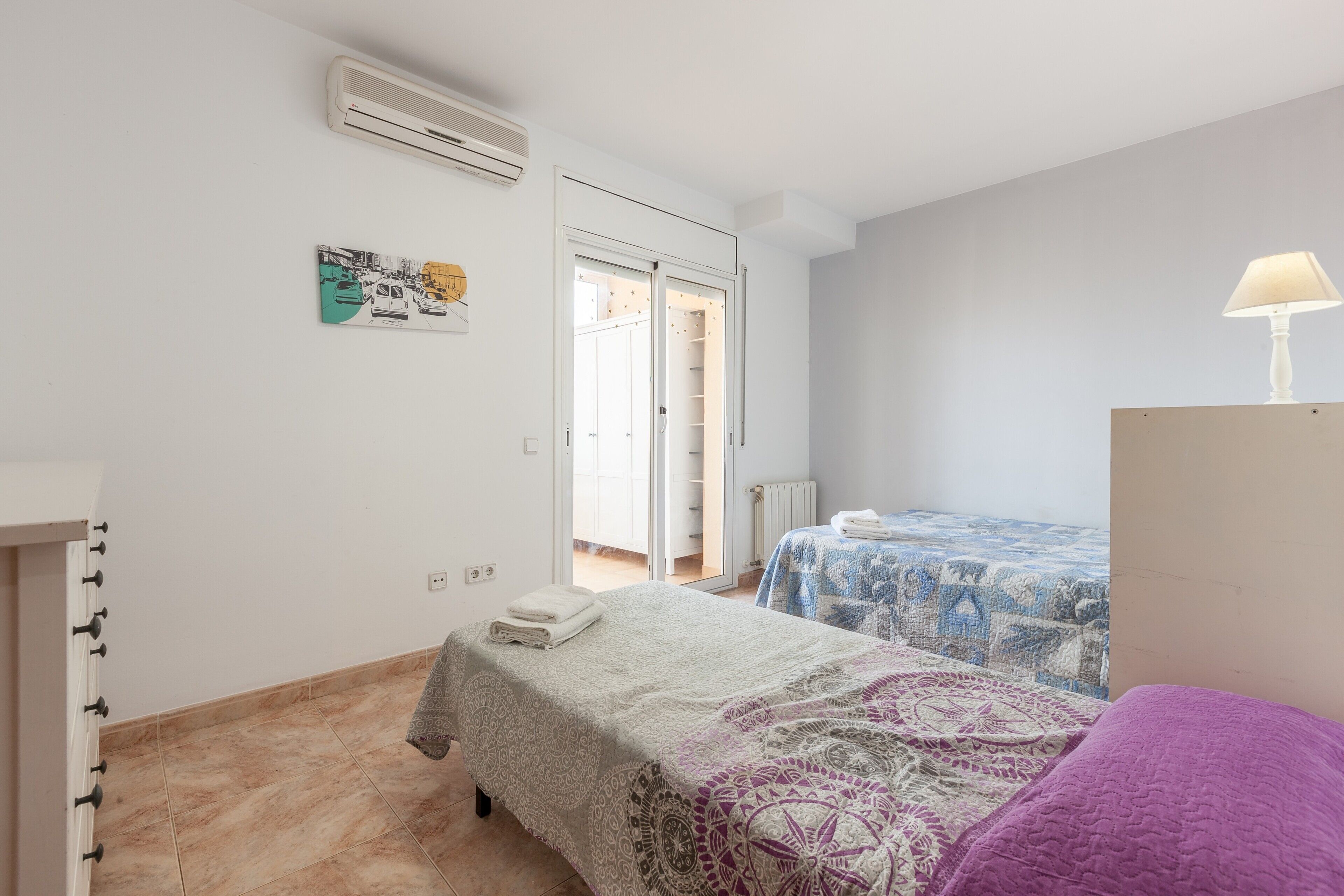 2 habitaciones, wifi gratis y ropa de cama 