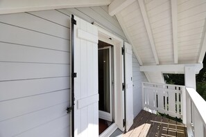 تفاصيل الفندق من الخارج