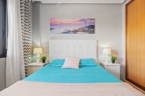 1 bedroom, free WiFi, bed sheets - Apartment 'Lavanda' with Private Pool, Private Terrace and Wi-Fi (Orihuela)