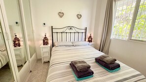 2 Schlafzimmer, Bügeleisen/Bügelbrett, kostenloses WLAN, Bettwäsche