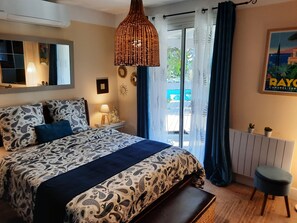 3 chambres, fer et planche à repasser, Wi-Fi, draps fournis