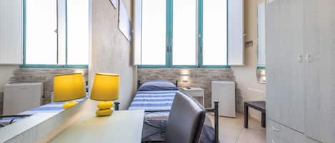 Coffres-forts dans les chambres, Wi-Fi gratuit, draps fournis