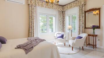 7 bedrooms, iron/ironing board, travel crib, free WiFi