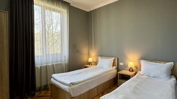 Standard Double or Twin Room | Desk, blackout drapes, free WiFi, bed sheets