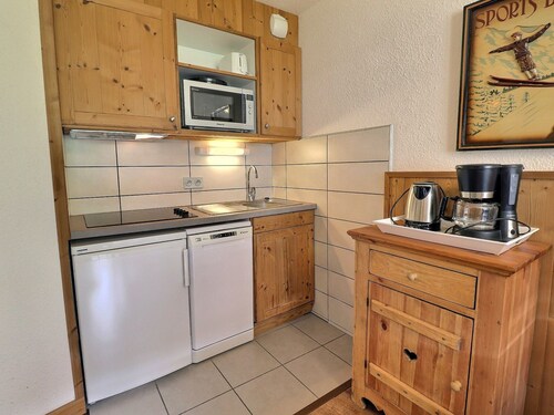 Comfortable 2 Rooms, Ski-in, Near Shops