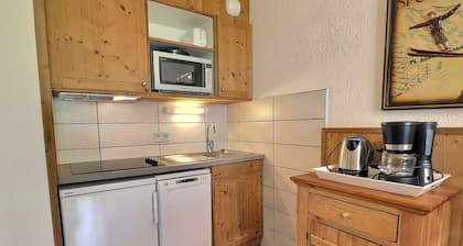 Comfortable 2 Rooms, Ski-in, Near Shops