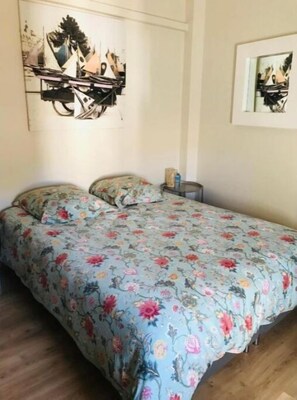 WiFi - Château Olive et Raisin 2 pers. Studio 1 (Fontaine-de-Vaucluse)