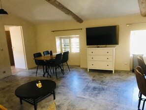 Interior - Château Olive et Raisin 2 pers. Studio 1 (Fontaine-de-Vaucluse)