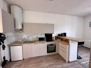 Private kitchen - Jade Super Appart Cosy Avec Parking Gratuit (Roanne)