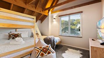 2 bedrooms, free WiFi