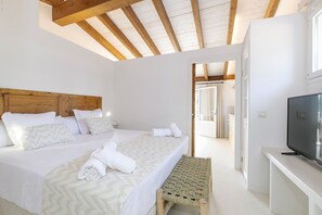 Appartement Ălite, 1 chambre, patio, vue sur le jardin | 1 chambre, couette en duvet, coffre-fort, dĂ©cor unique