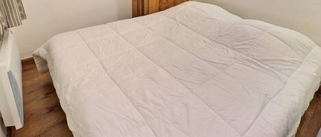 1 makuuhuone, vuodevaatteet