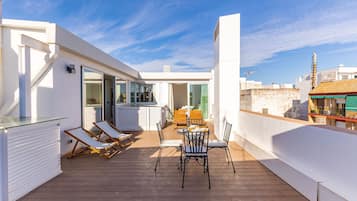 Rodrigo de Triana 11 Atico | Terraço/pátio
