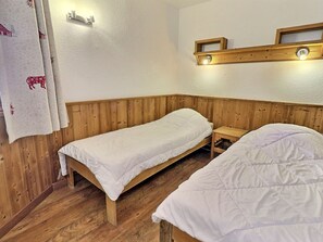 1 bedroom, WiFi, bed sheets