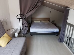 1 bedroom