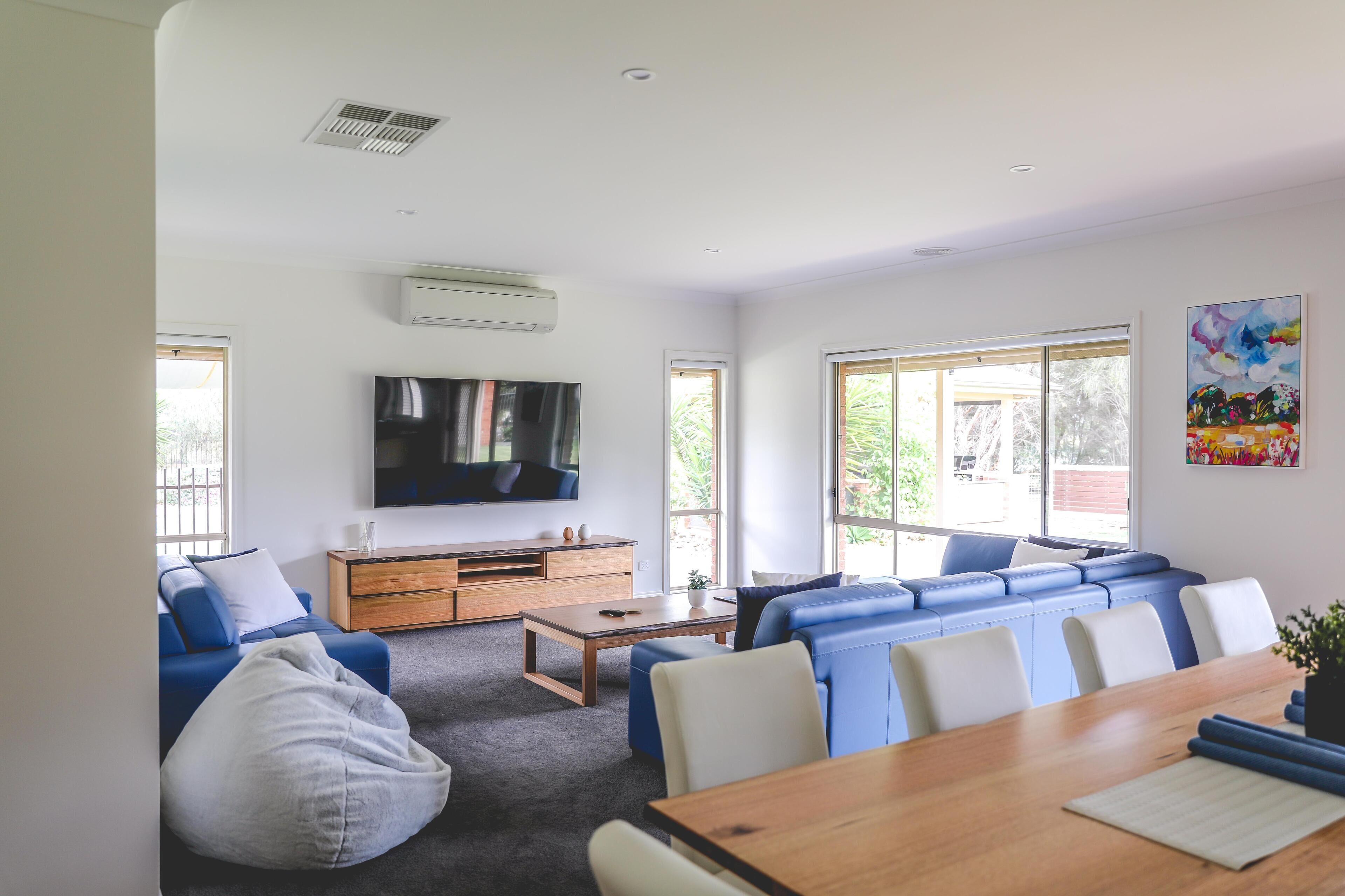 智能電視、壁爐