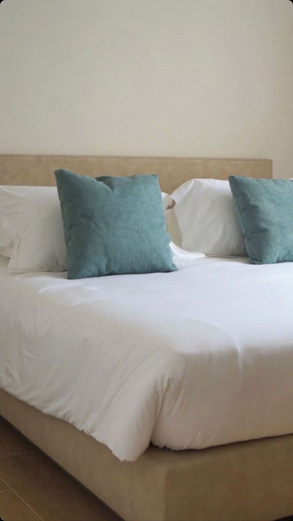 Apartment, 2 Schlafzimmer, Terrasse, Gartenblick | Zimmersafe, Verdunkelungsvorhänge, schallisolierte Zimmer